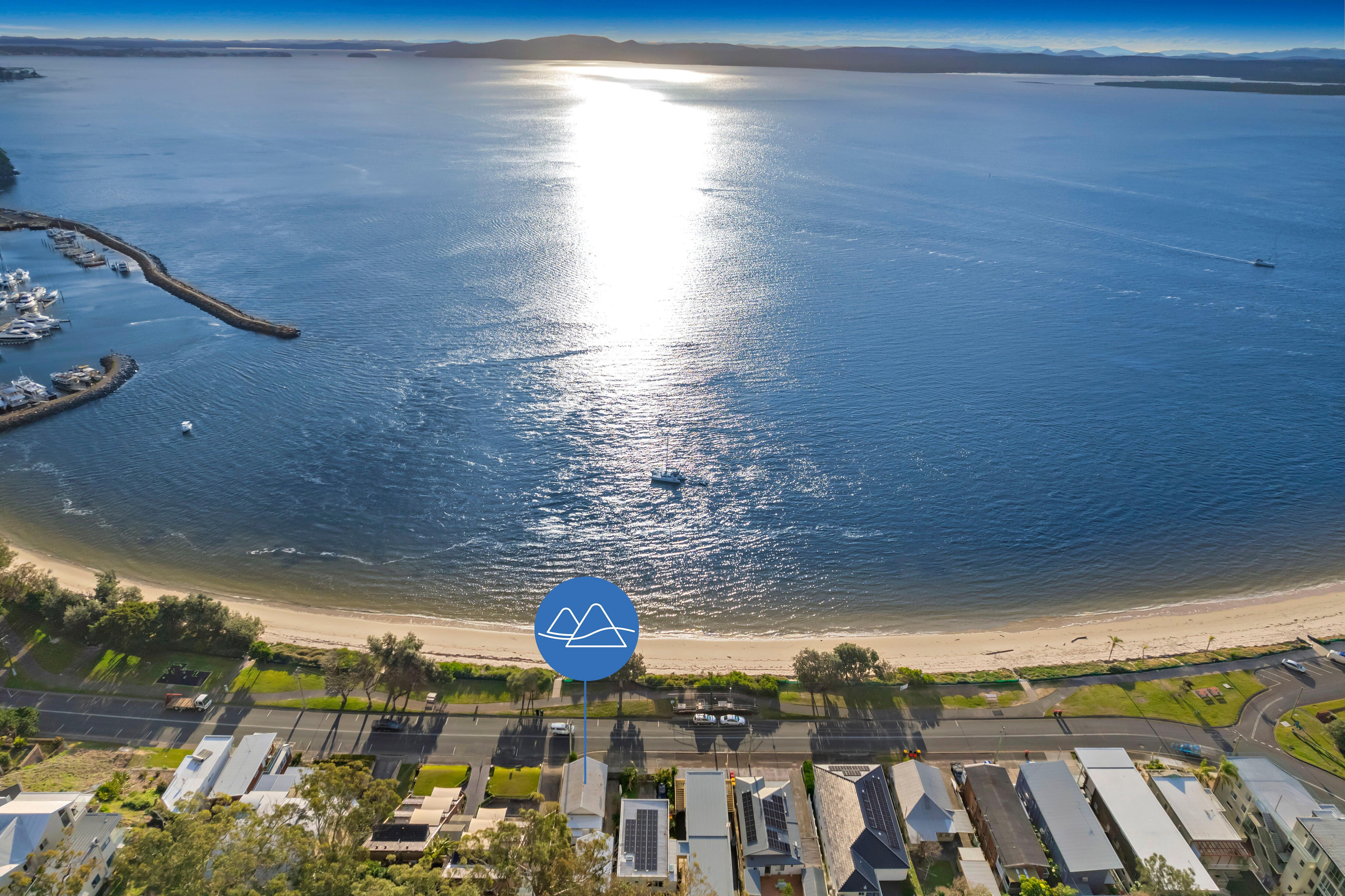 Property Image 2 - Sea, Sand and Sunsets Beach House