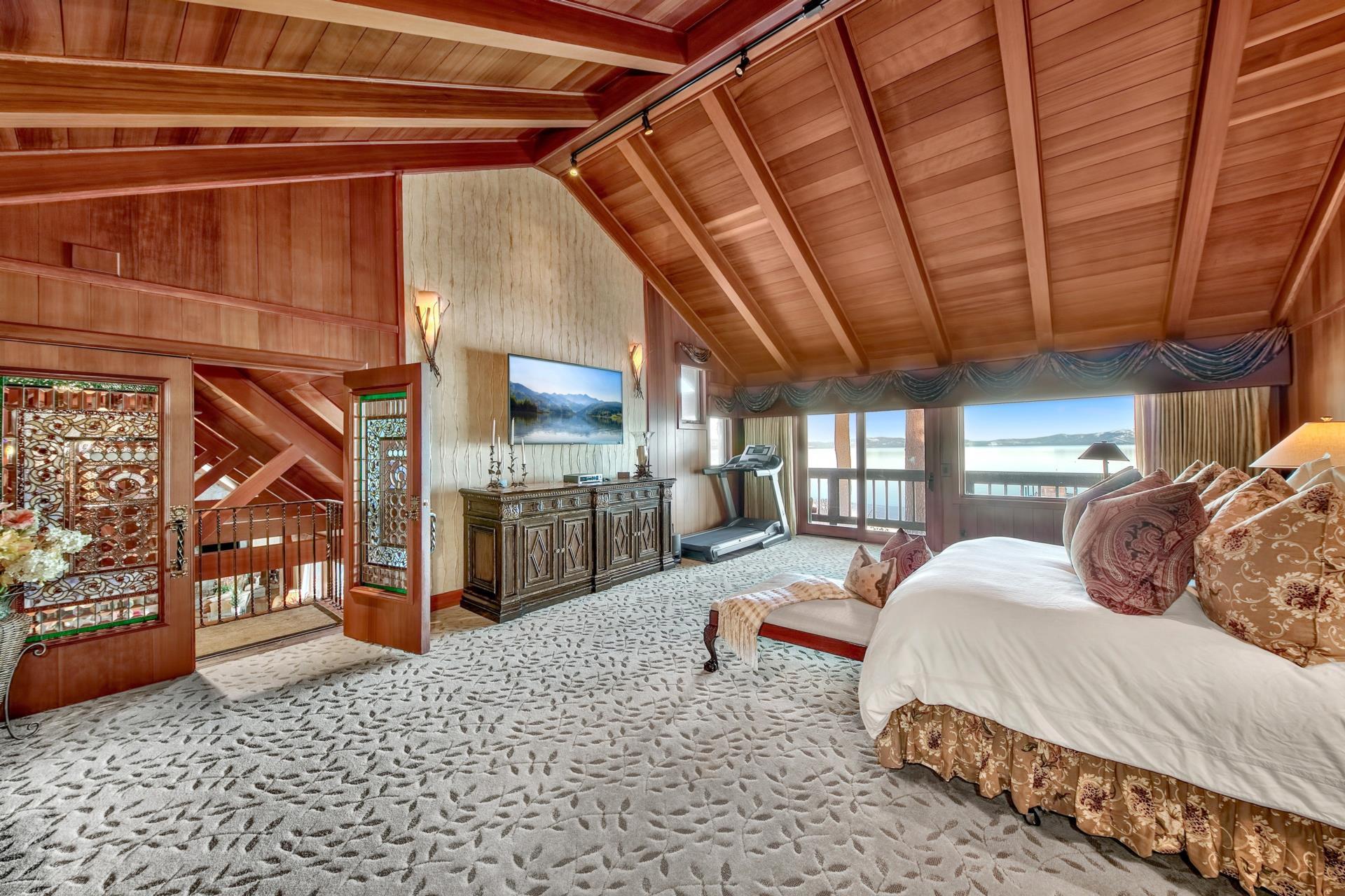 Lakefront Legacy luxury Lake Tahoe Estate Camp Richardson luxe01