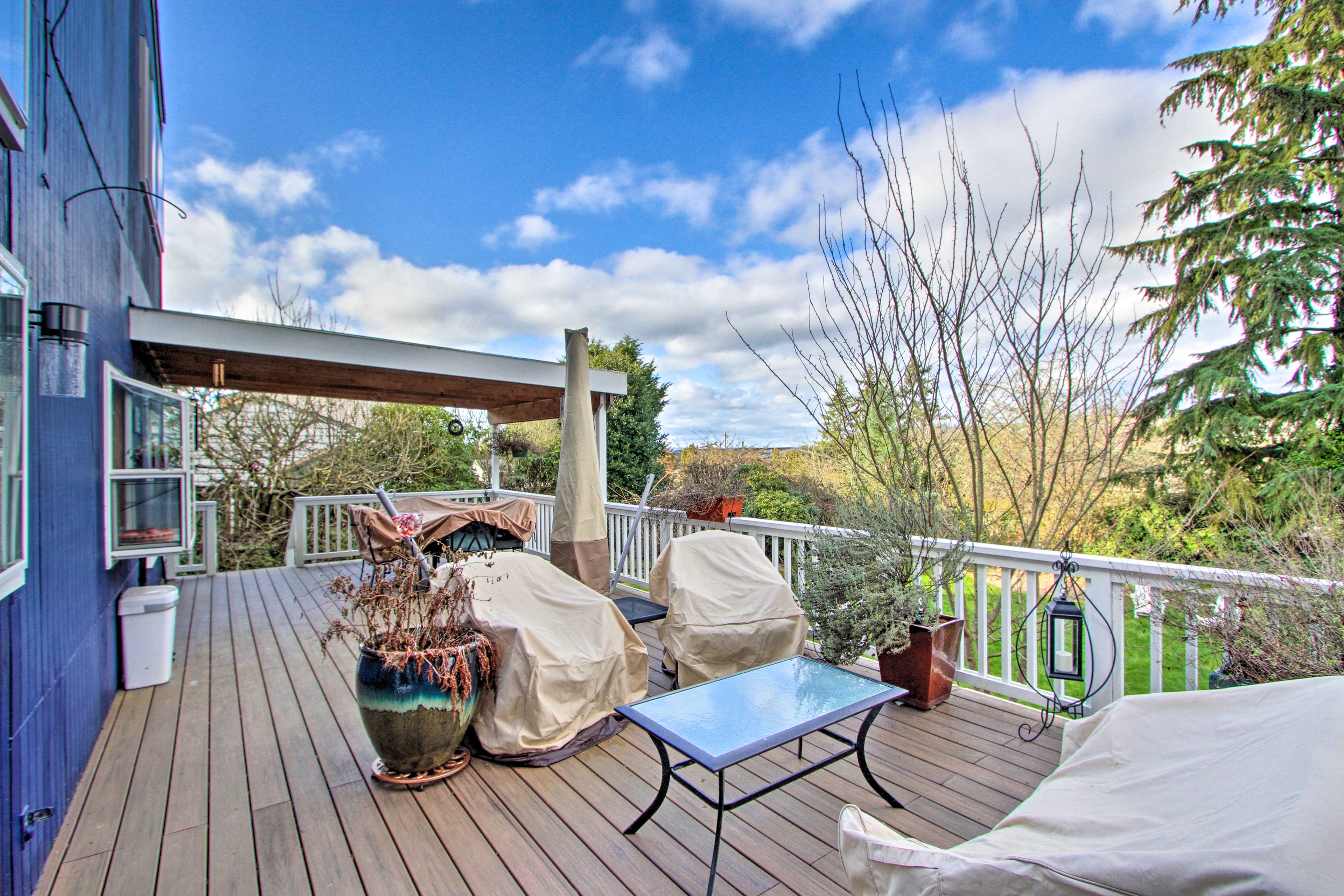 Property Image 2 - Puget Sound Home w/ Beautiful Yard & Deck!