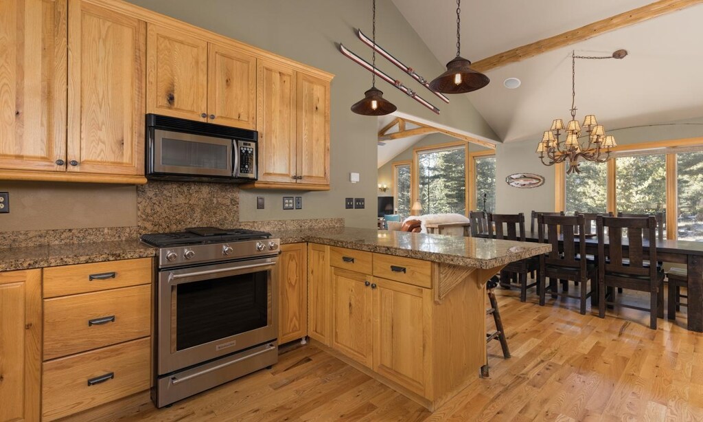 61 Sleeping Bear kitchen3