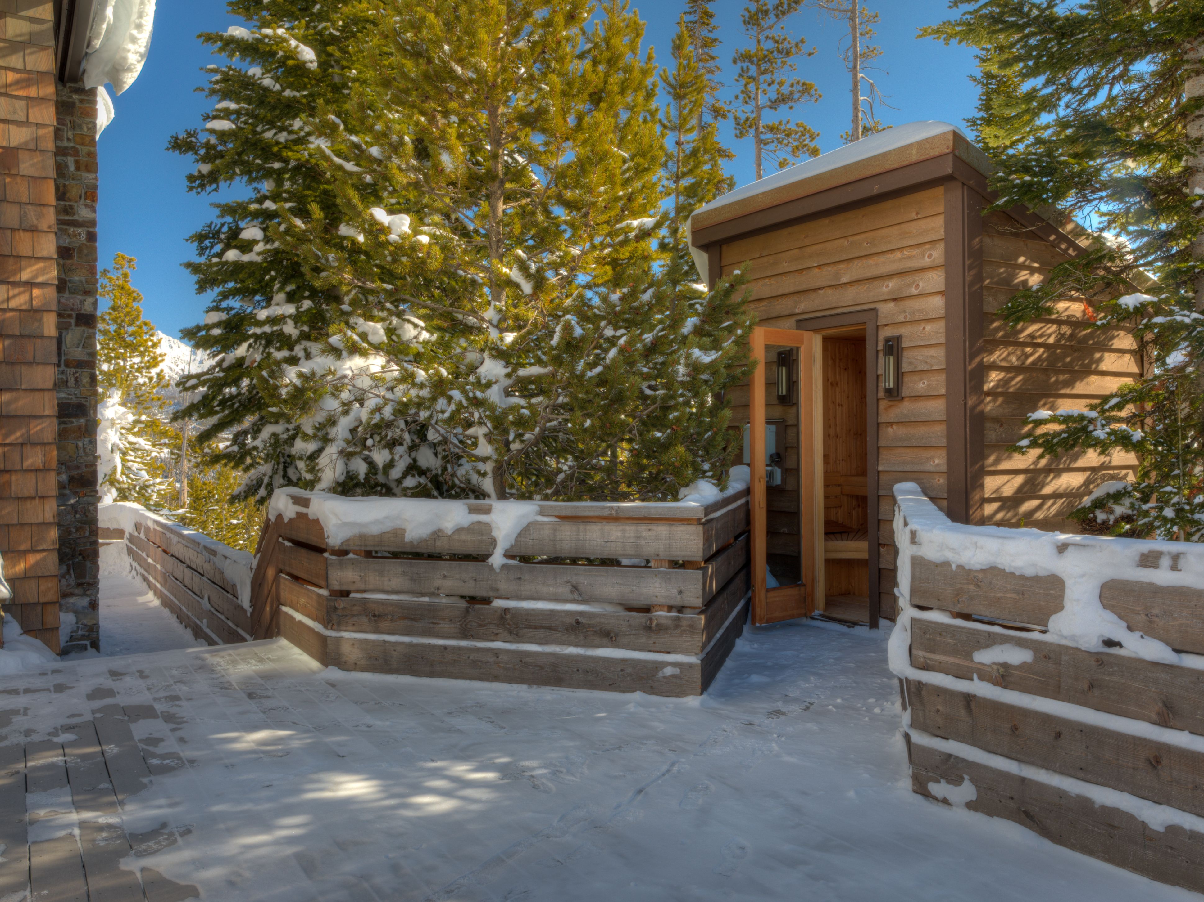 Moonshadow Lodge, Exterior Sauna, 1