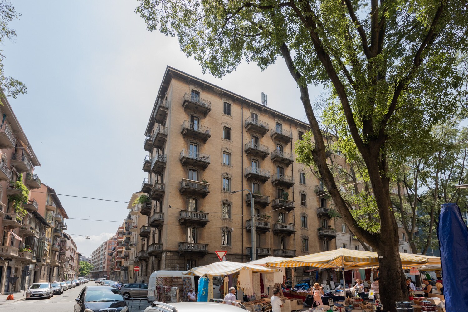 Modern Attic Apartment in Campidoglio Area