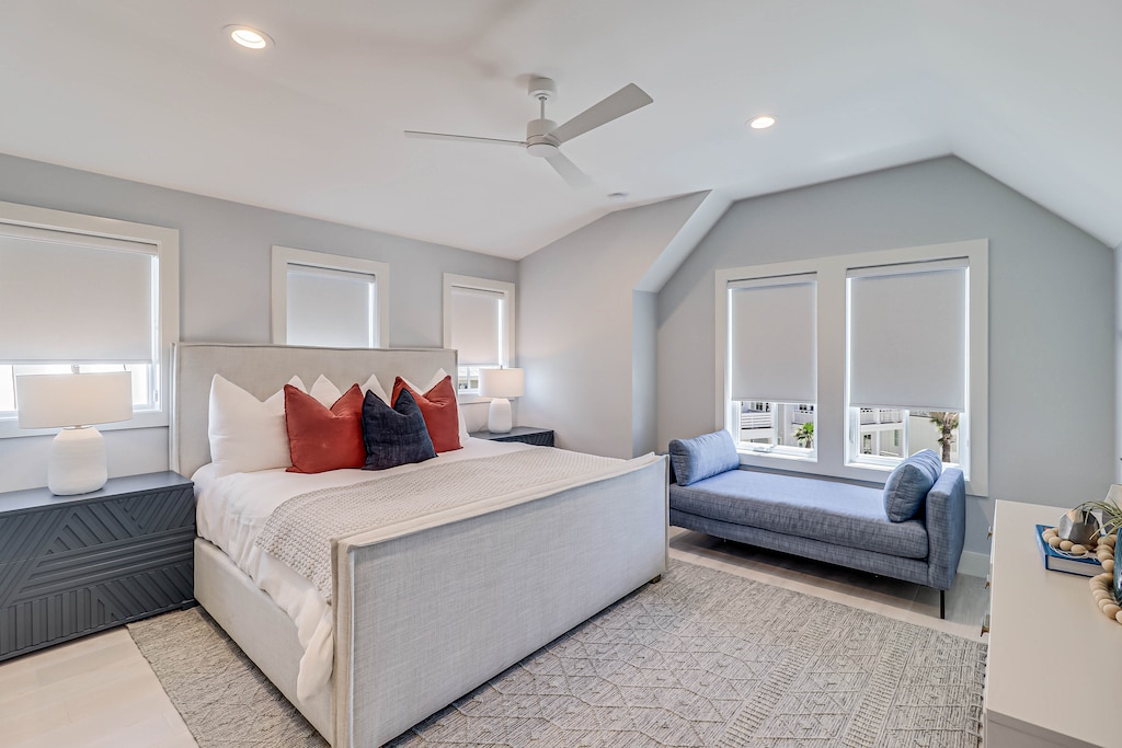 King Suite, 3rd Floor. 