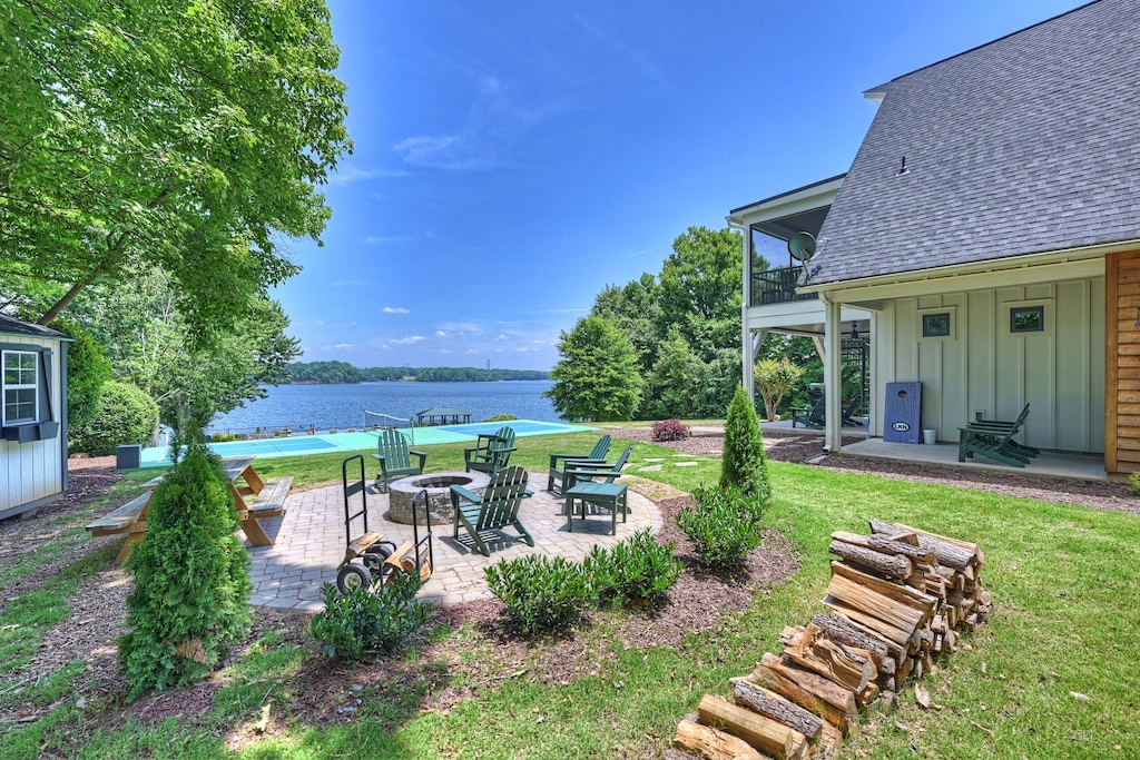 Gather 'round and S'mores!