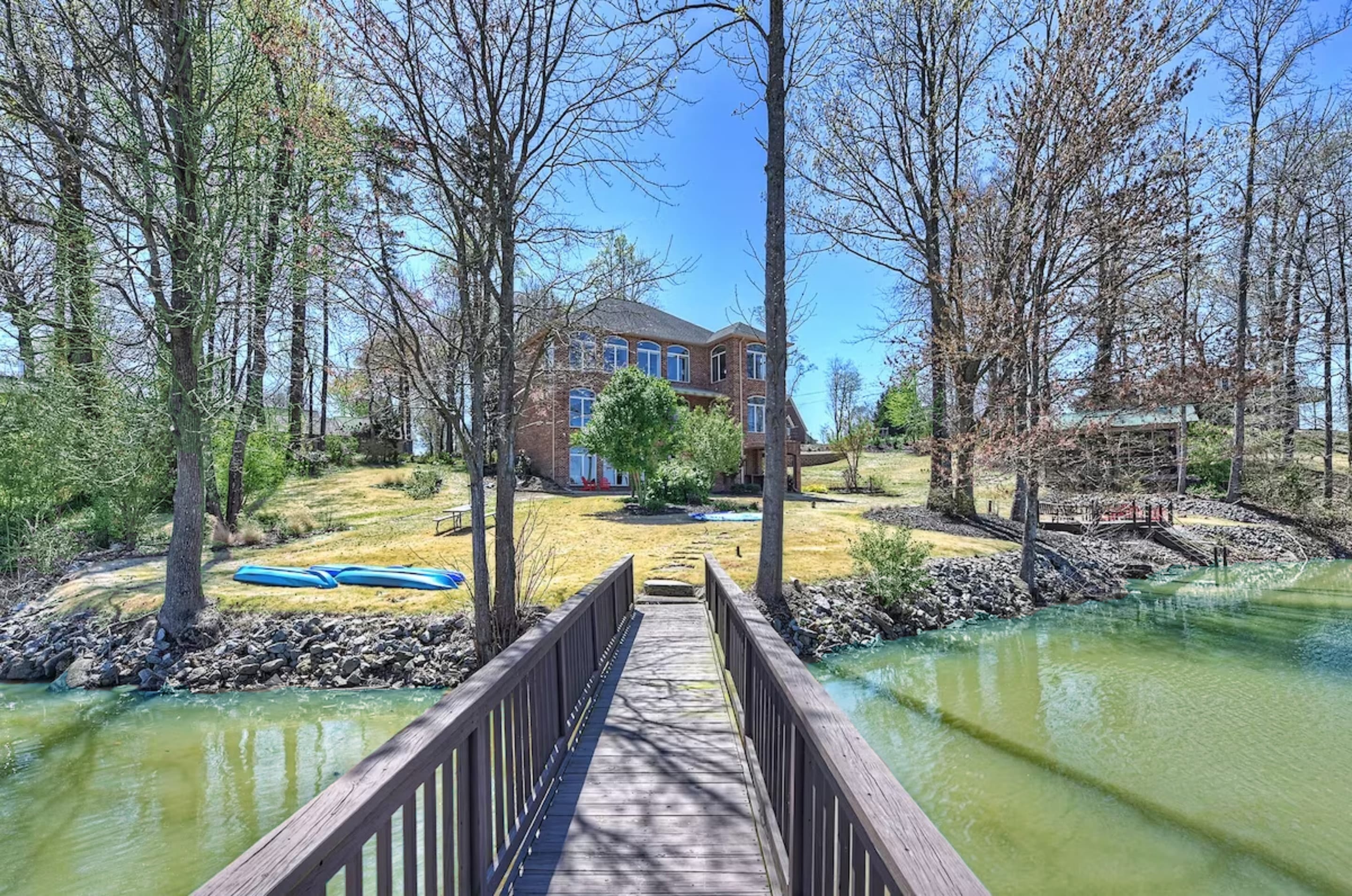 Pathway to lakeside paradise.