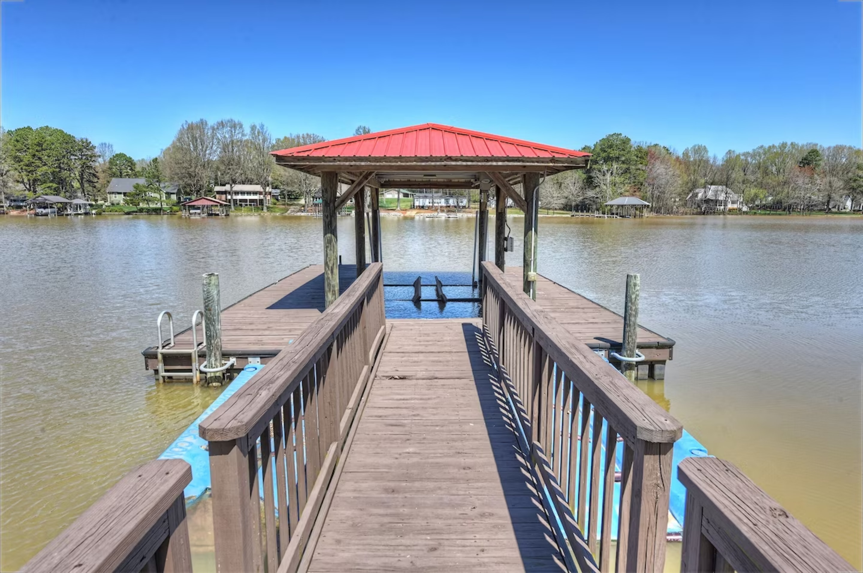 Welcome to Flip Flop Therapy – a three-story lakefront paradise!