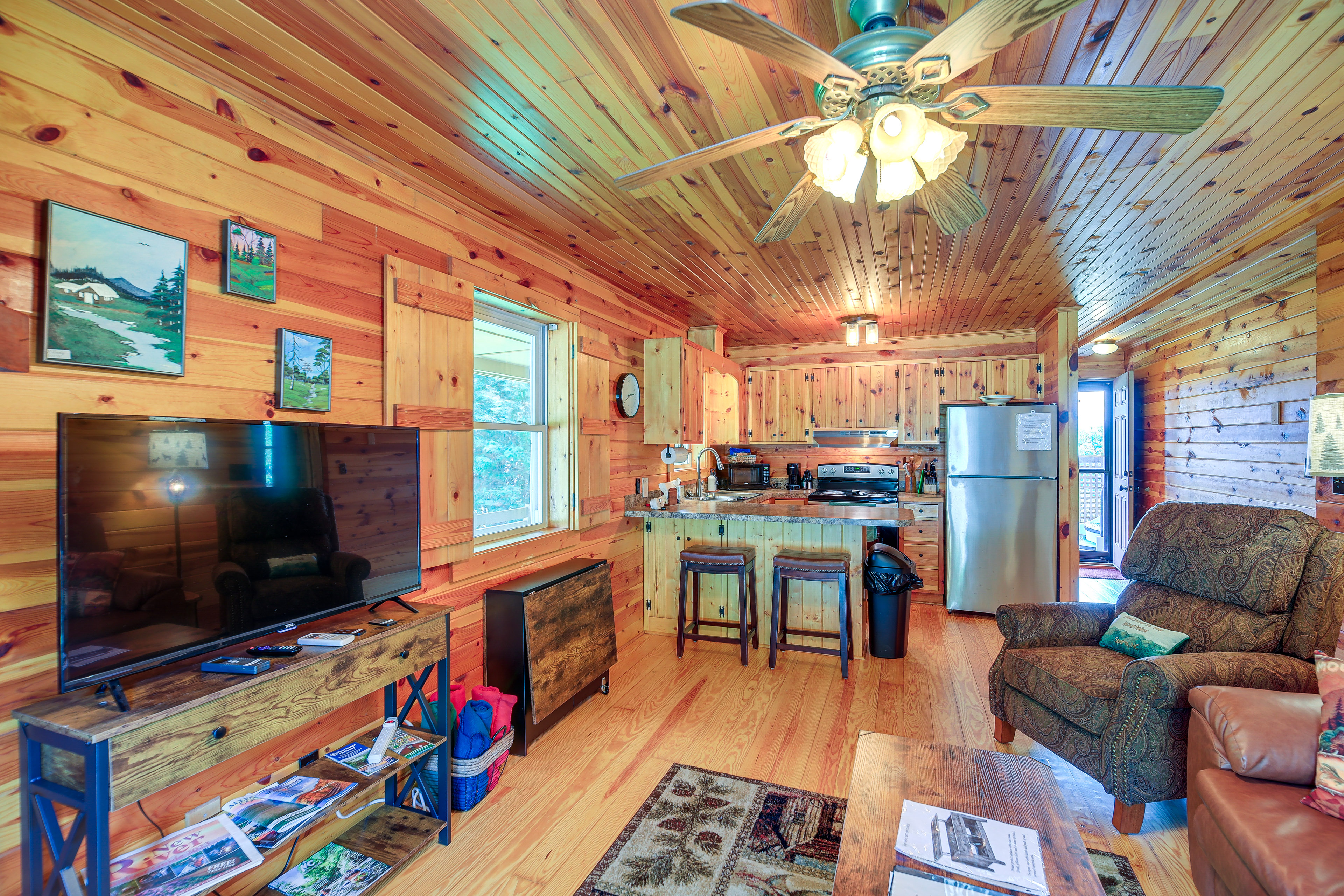 Property Image 1 - Blue Ridge Mountain Cabin w/ Views & Hot Tub