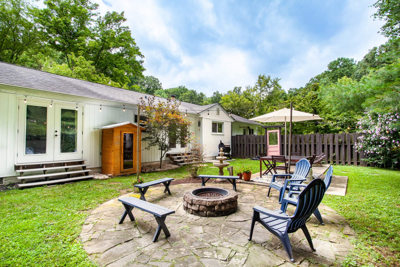 Property Image 1 - Cozy Creekside Rancher-Heart of Downtown Knoxville