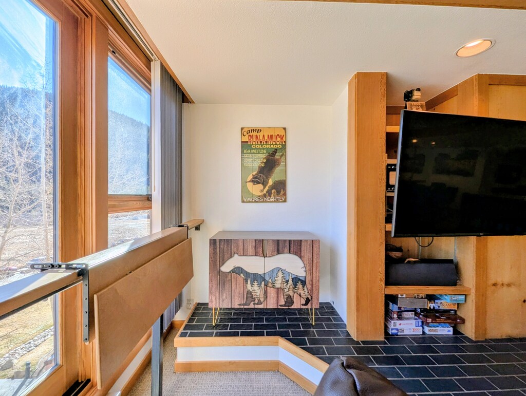 Updated furnishings!