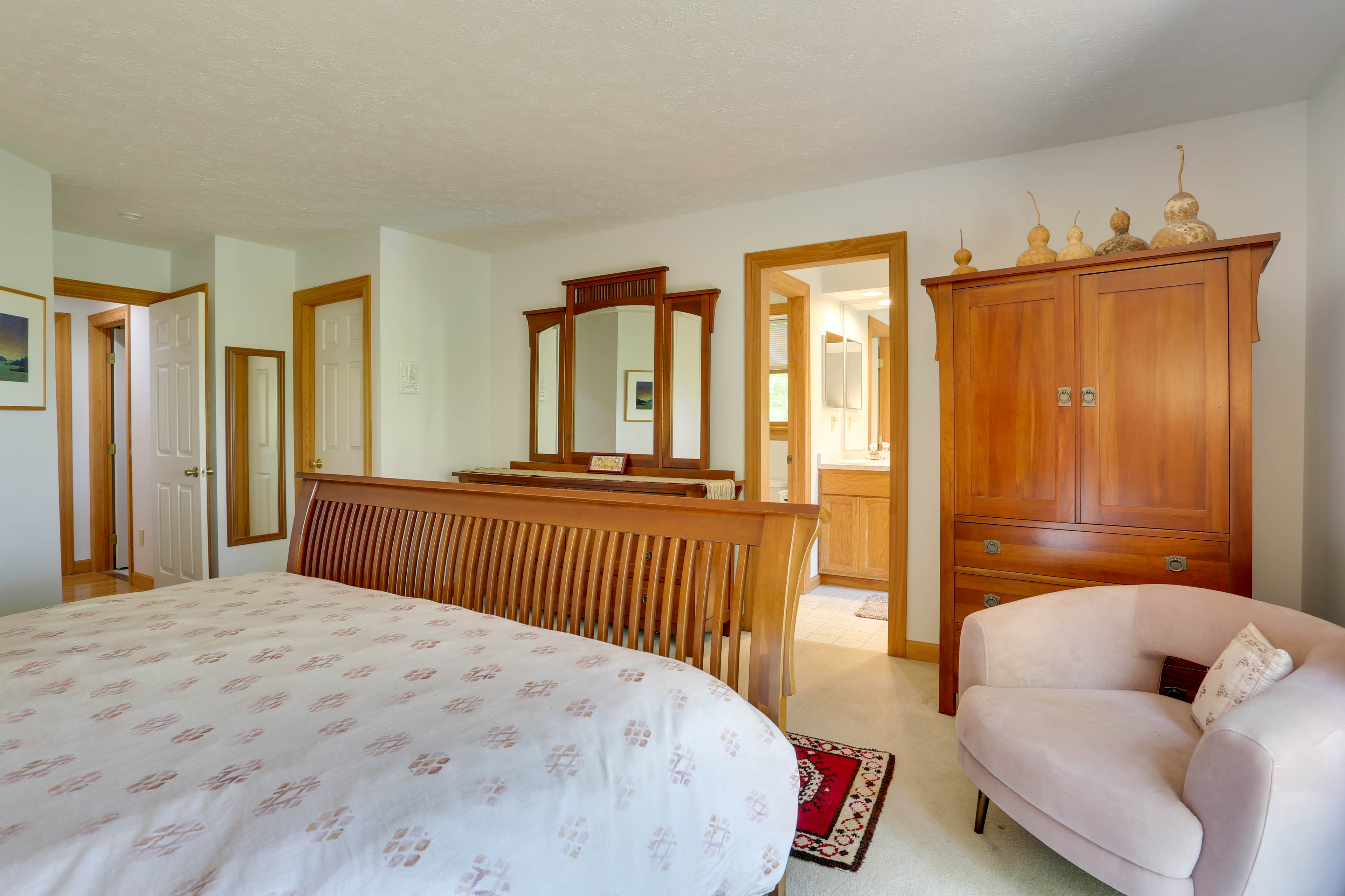 < 1 Mi to Camelback Resort: Home w/ Pool Table!