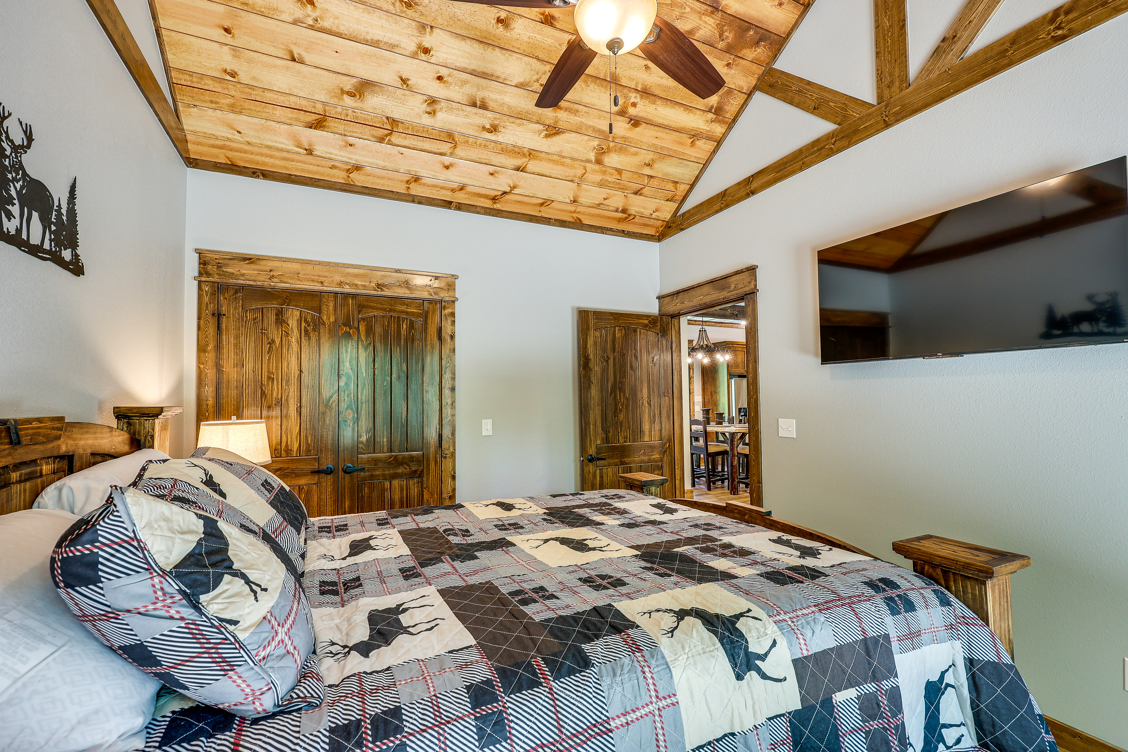 Big Cedar Vacation Rental w/ Deck & Hot Tub!