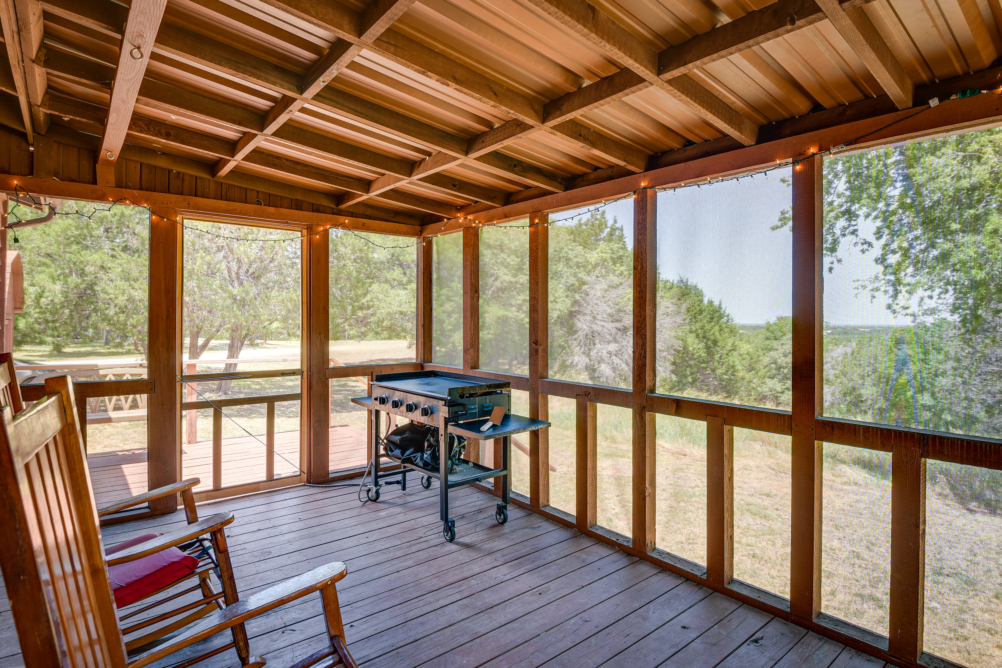 Pet-Friendly Texas Home w/ Screened-In Deck