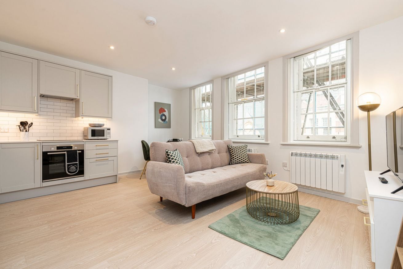 Property Image 1 - Modern flat in Leicester Square