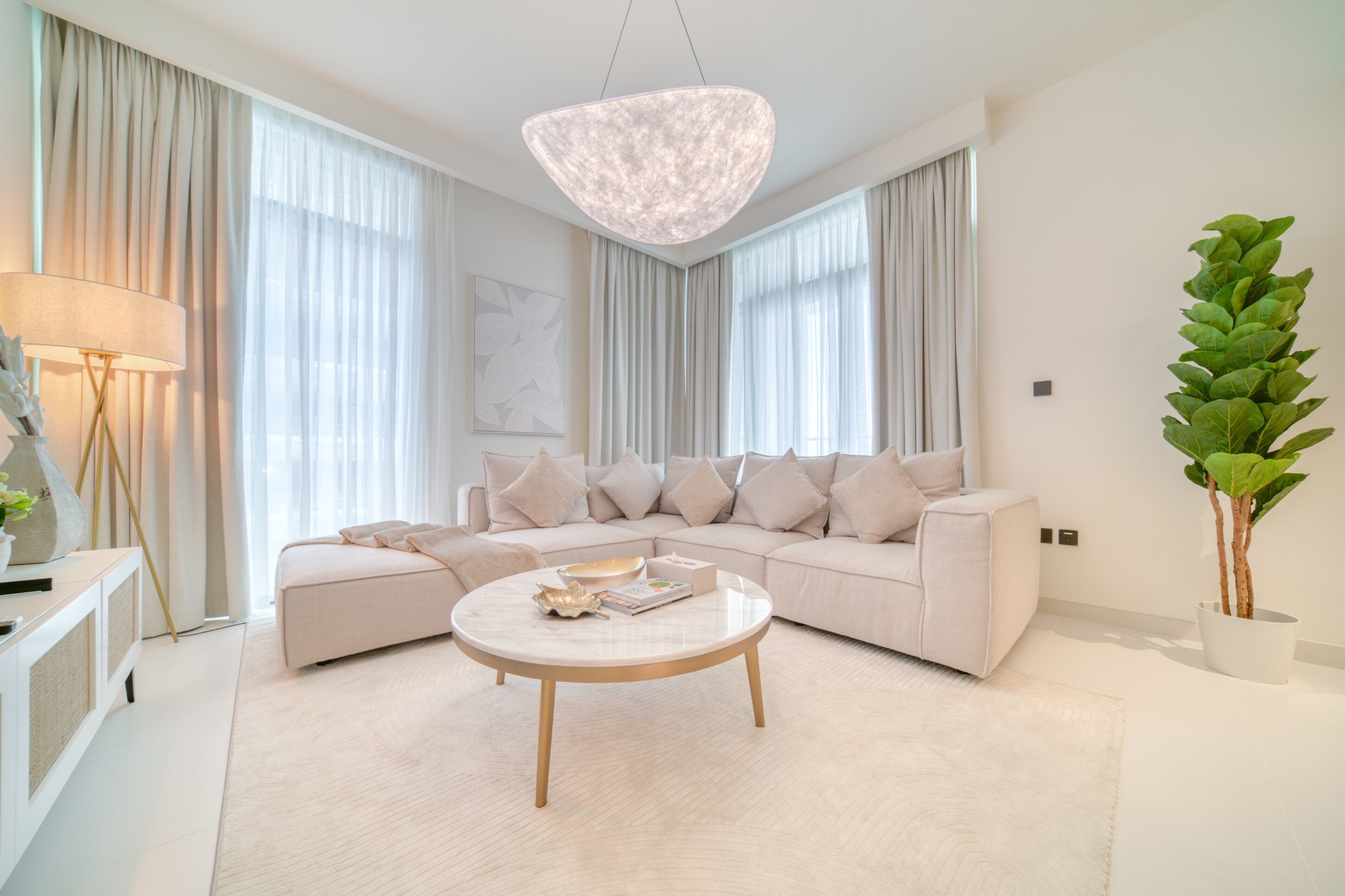 Property Image 2 - Emaar Beachfront Bliss: 2BR with Sea Views