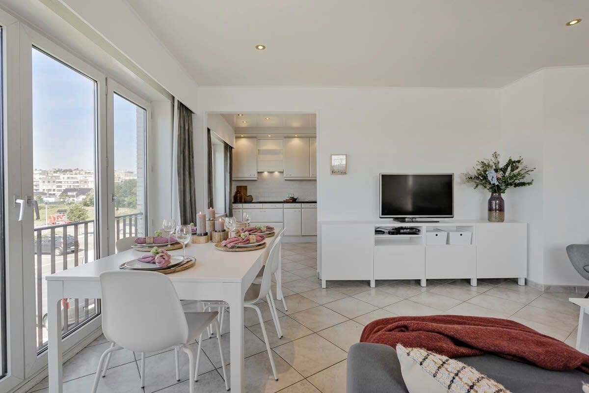 Bright dining room