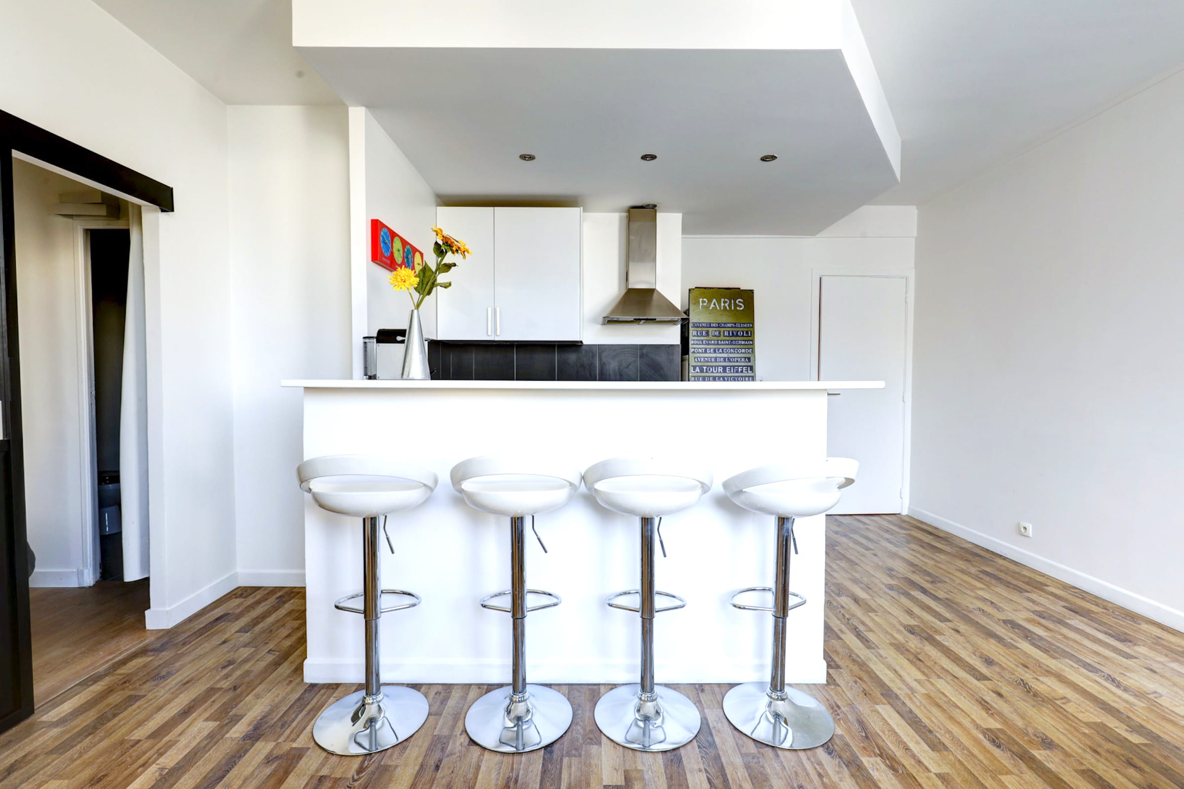 The dining area and kitchenThe fully equipped