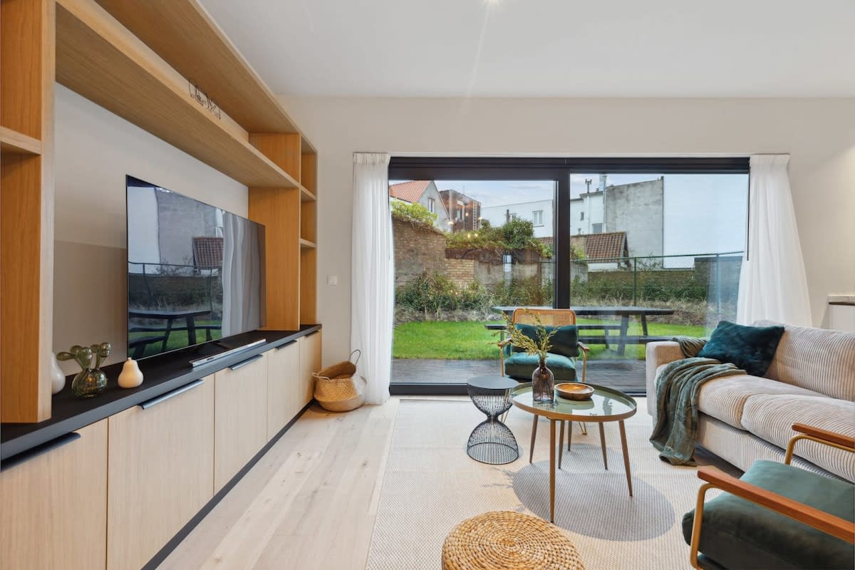 Beautiful livingroom with sofabed