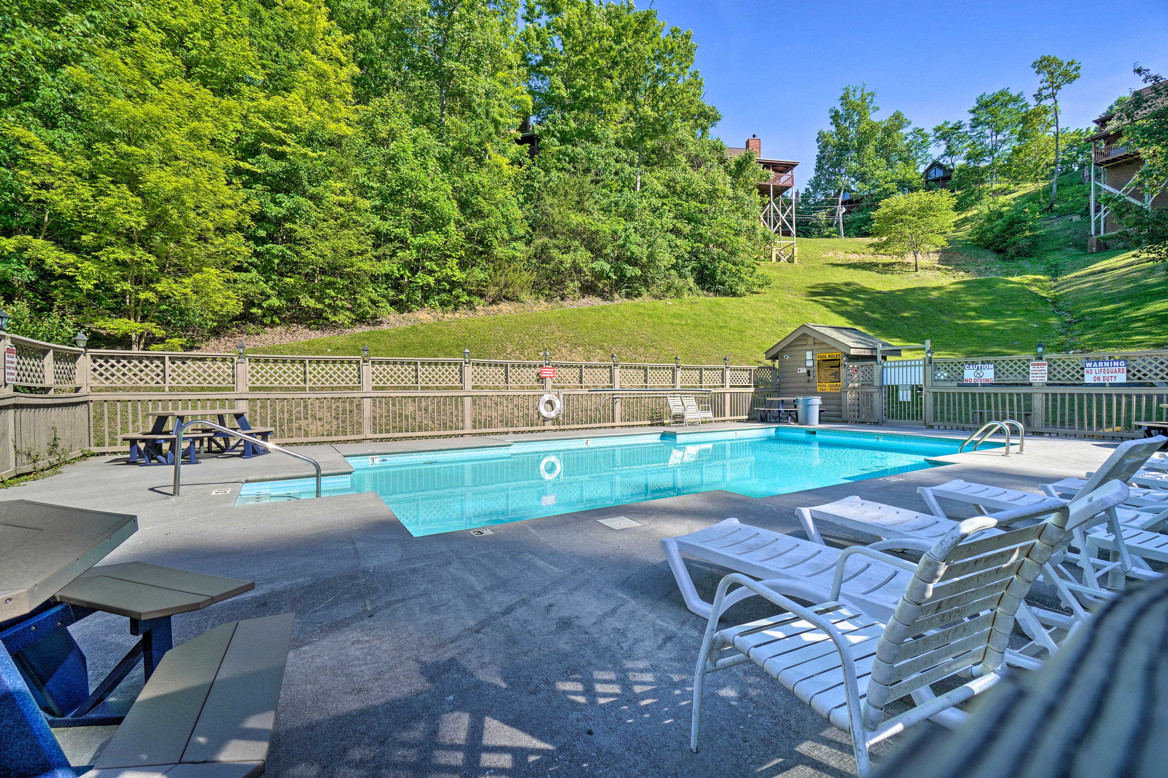 Sevierville Cabin w/ Deck, Pool & Lake Access!