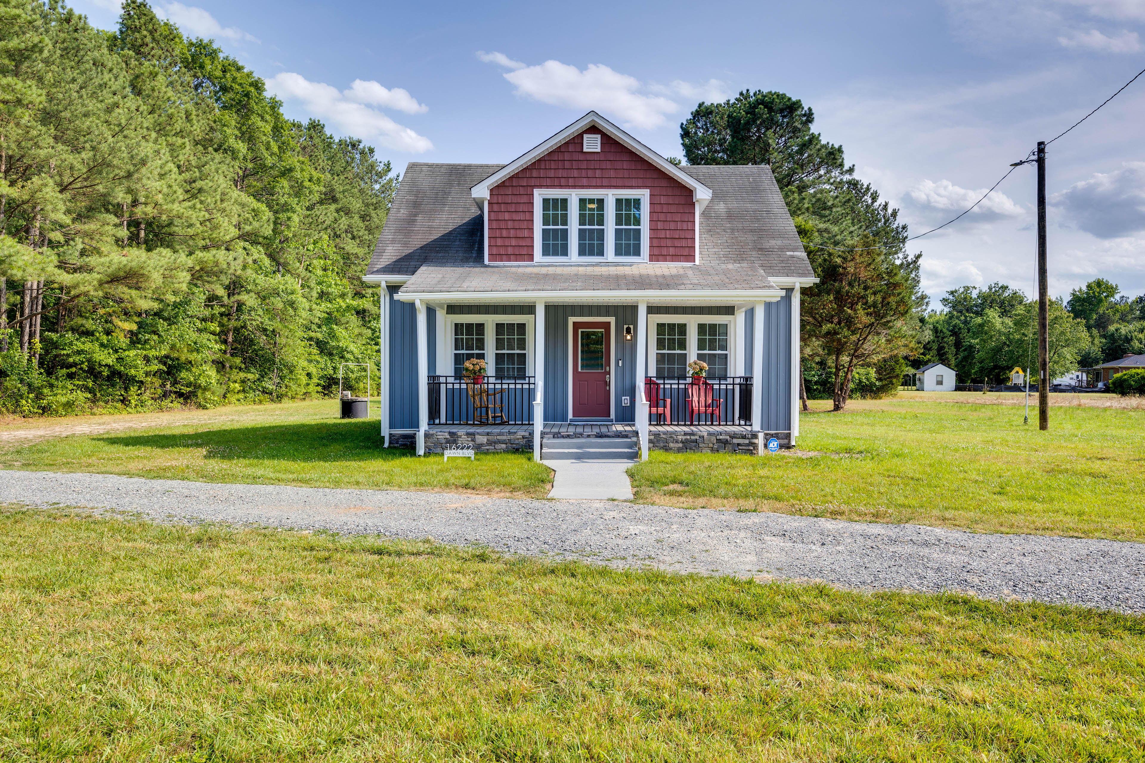 Property Image 1 - Pet-Friendly ‘The Wray Cottage’ w/ Large Backyard!