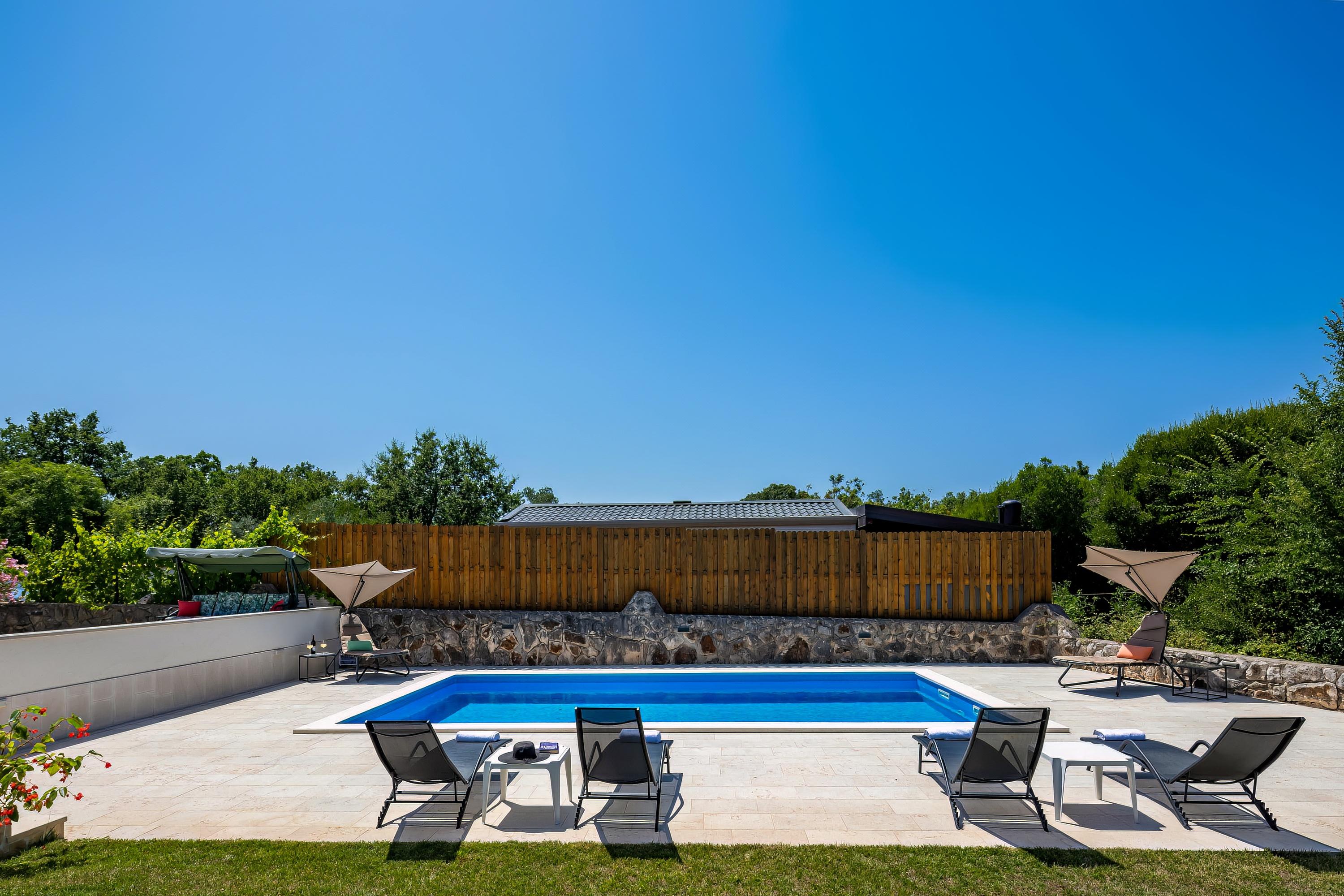 Property Image 2 - Pool Villa Brijunis Blick