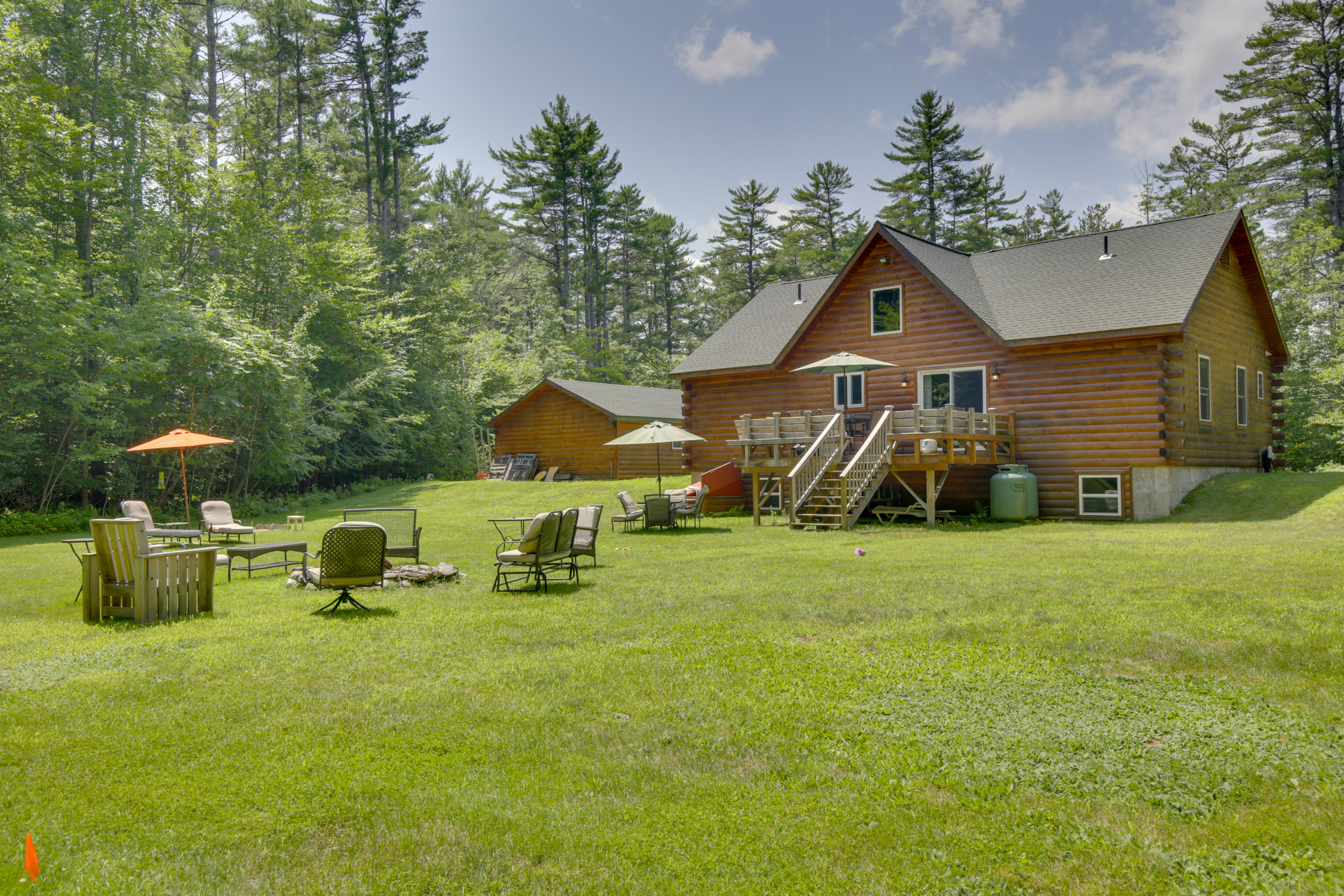 Property Image 1 - Spacious Cabin w/ Private Dock on Thompson Lake