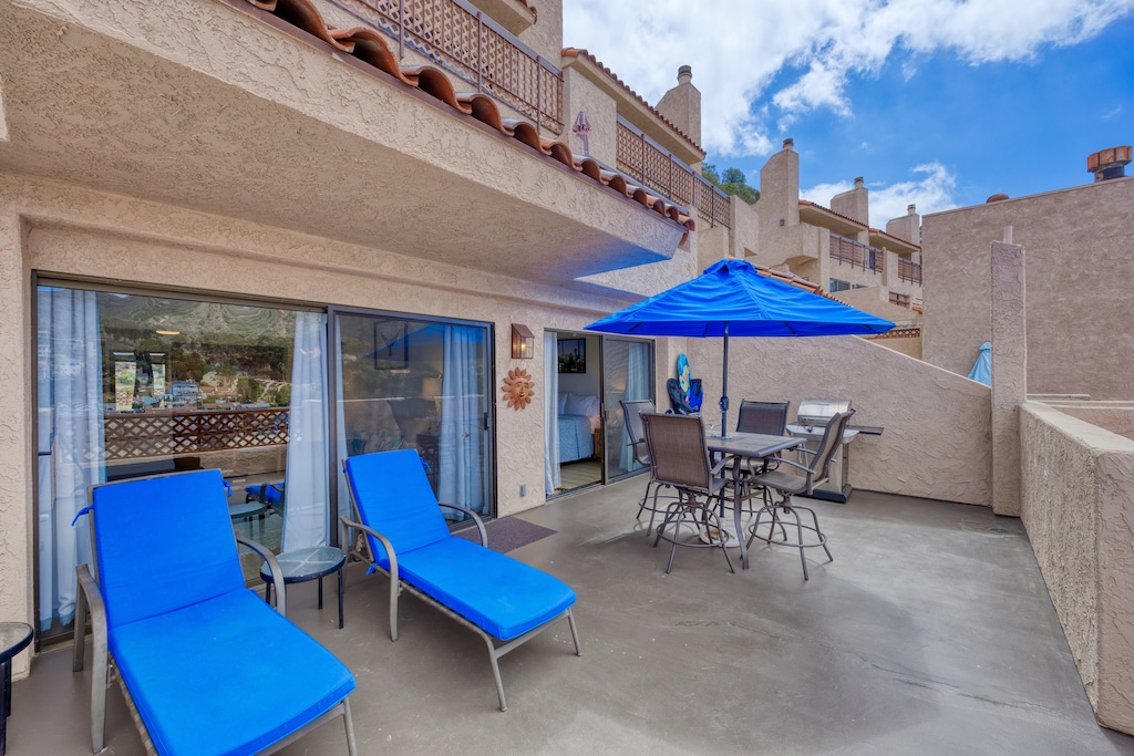 B42 - Balcony into Living Room