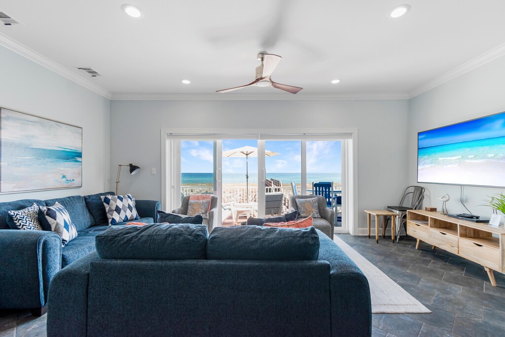 Comfortable seating for your entire group