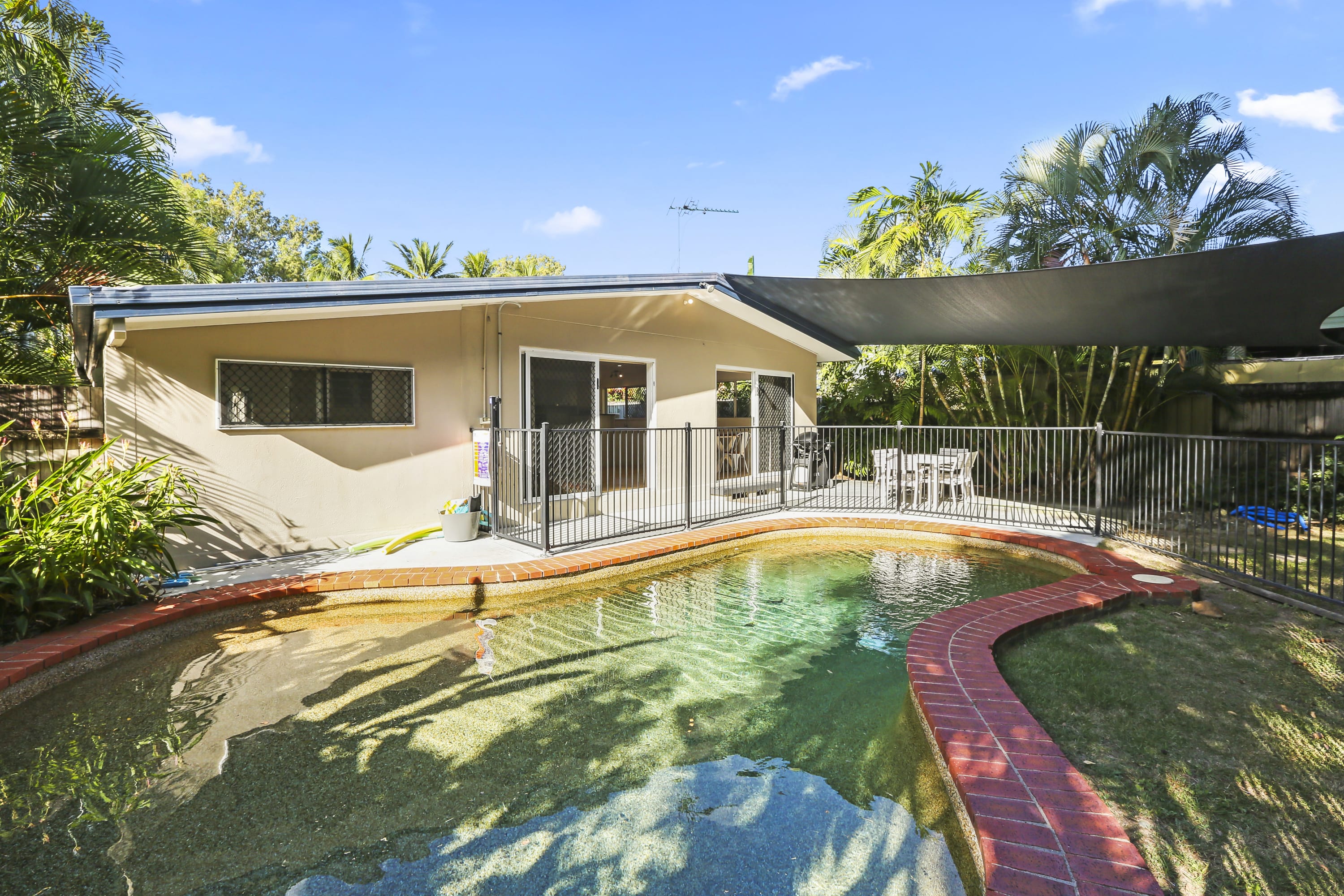 Property Image 1 - Wait-a-While - Family Getaway with Heated Pool Property Image 1 - Wait-a-While - Family Getaway with Heated Pool