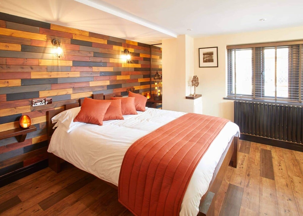 The Nook, Saltburn-by-the-Sea - Host & Stay