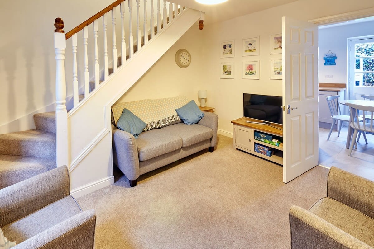 Richemont Cottage - Home Rental In Whitby