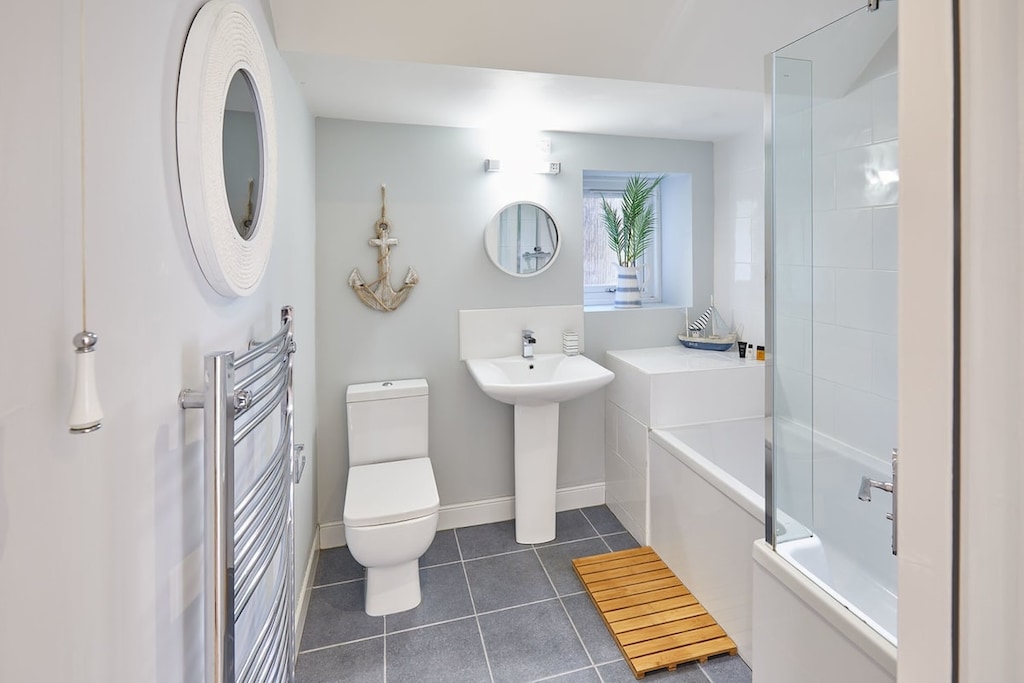 Beach Retreat, Markse-by-the-Sea - Stay North Yorkshire