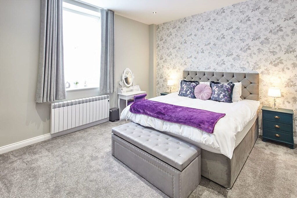 Chilton at Carlil, Whitby - Host & Stay