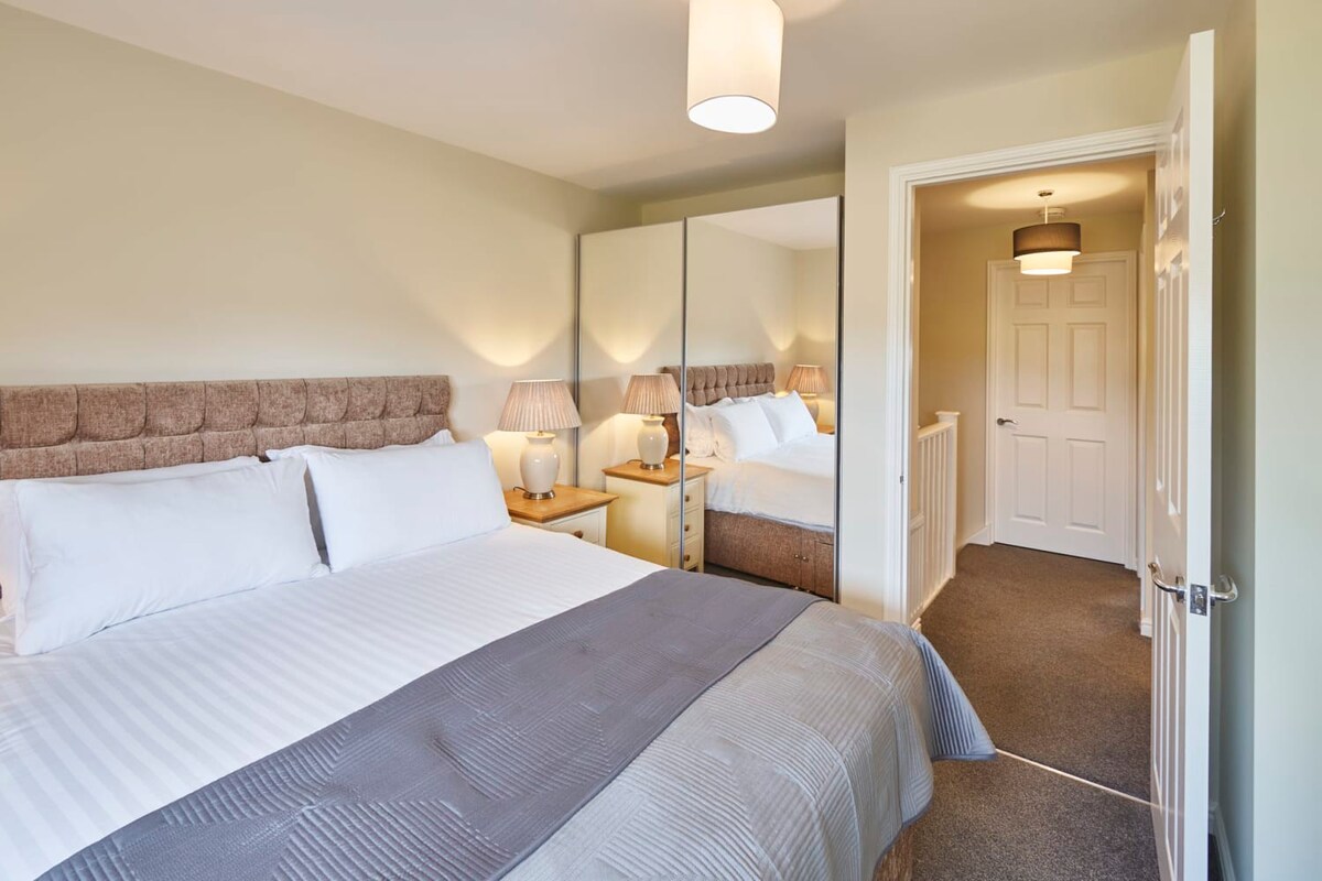 Town House, Seaham - Host & Stay