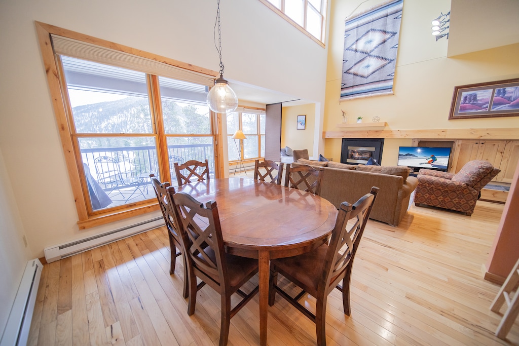 Bright, open layout #winter