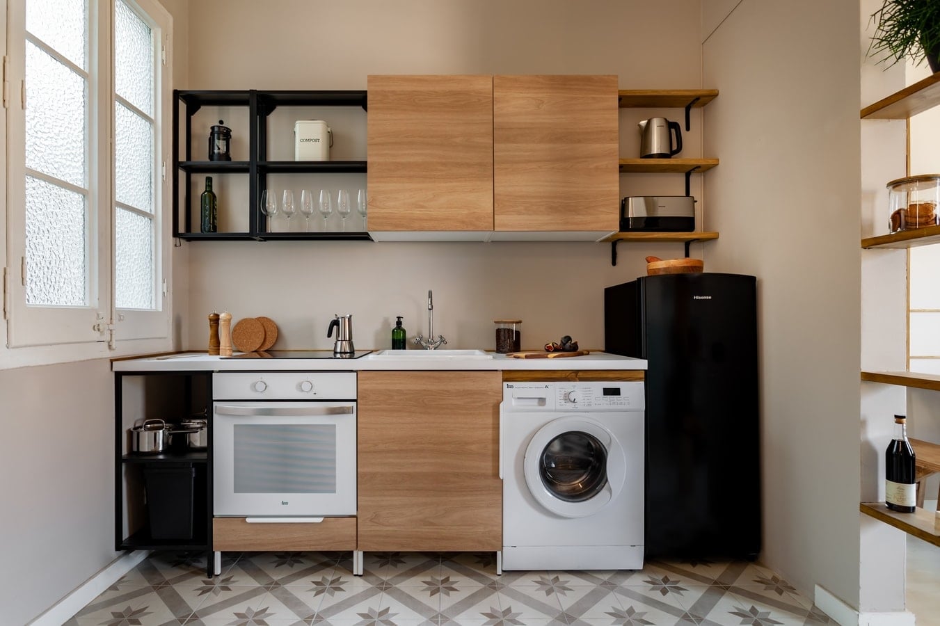 Takari - 1 bedroom and balcony in Gràcia