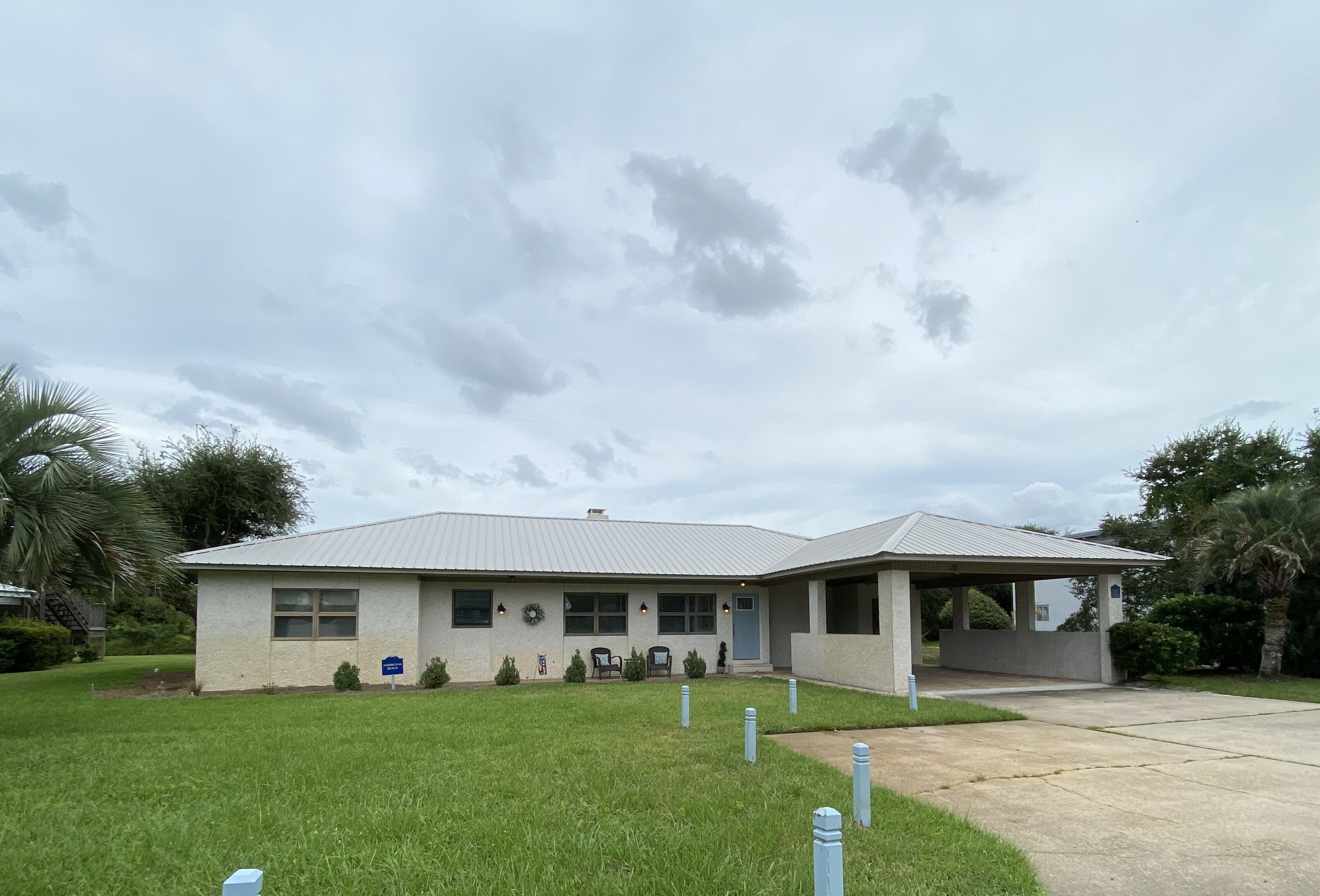 Property Image 1 - AMERICANA BEACH