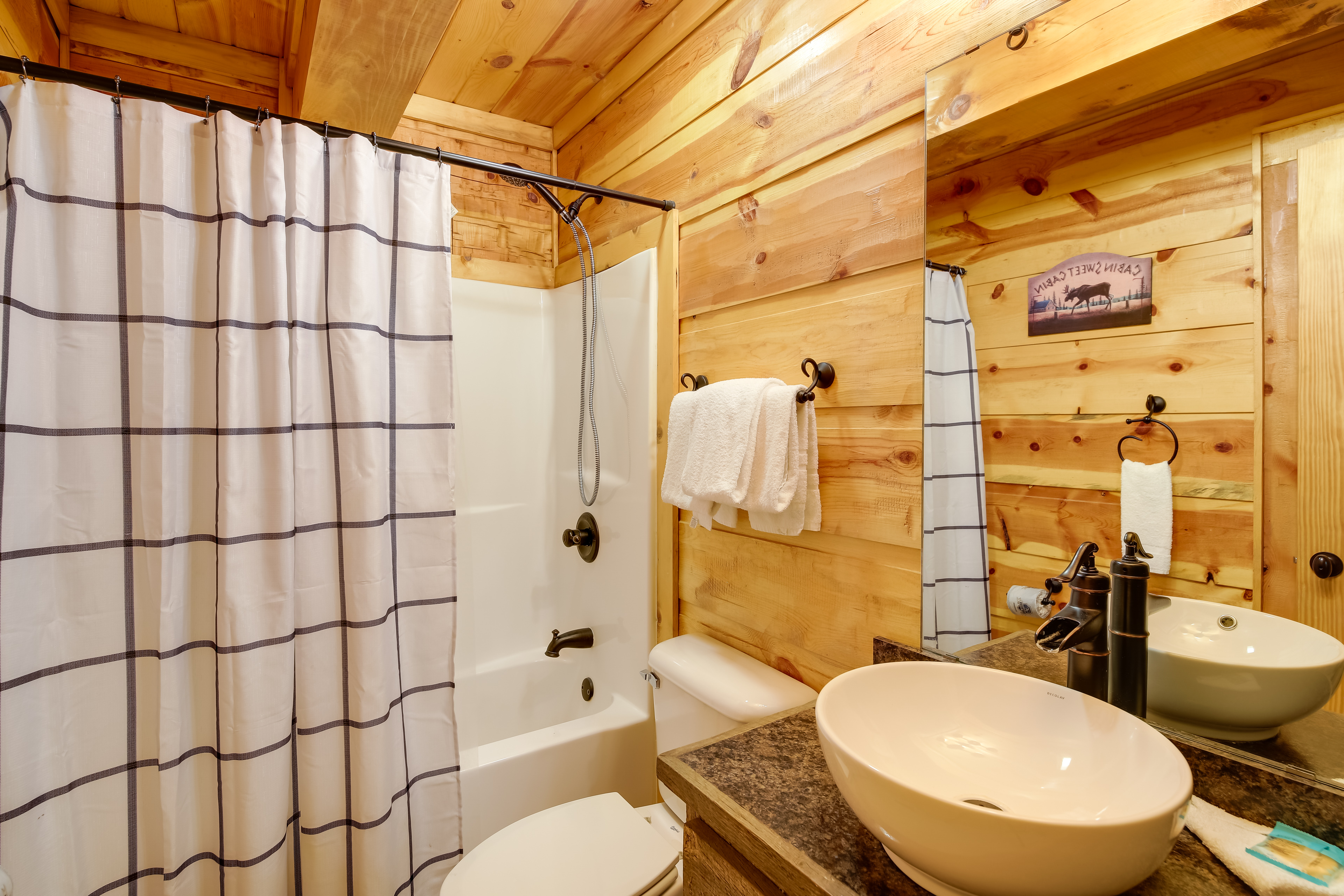 Sevierville Rental Cabin w/ Hot Tub & Game Room!