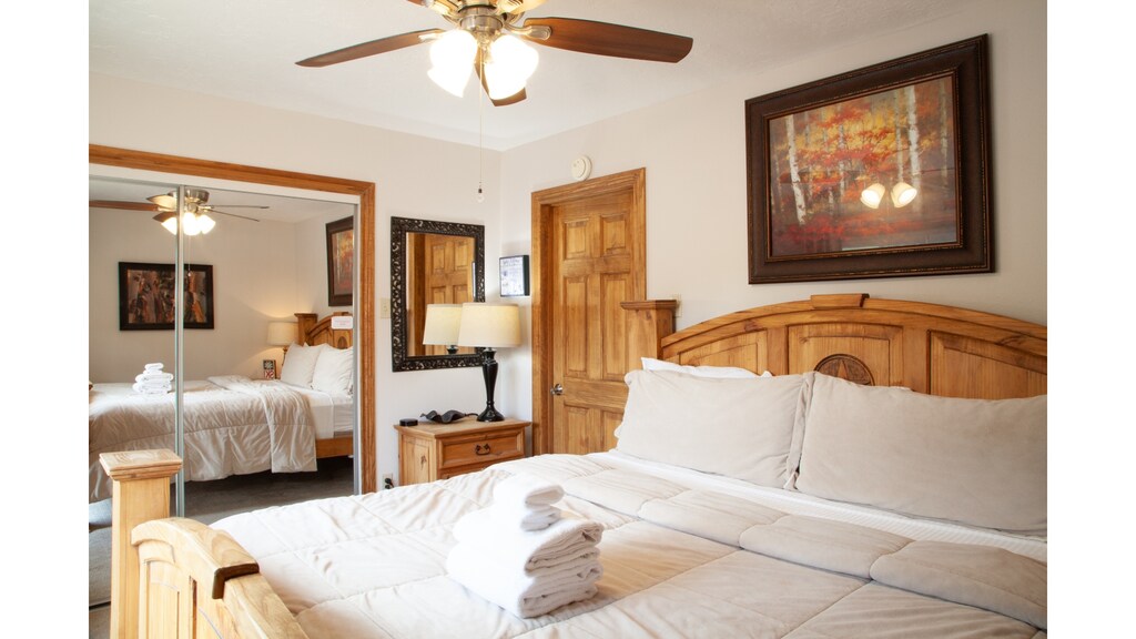 Claim Jumper A-Frame 3