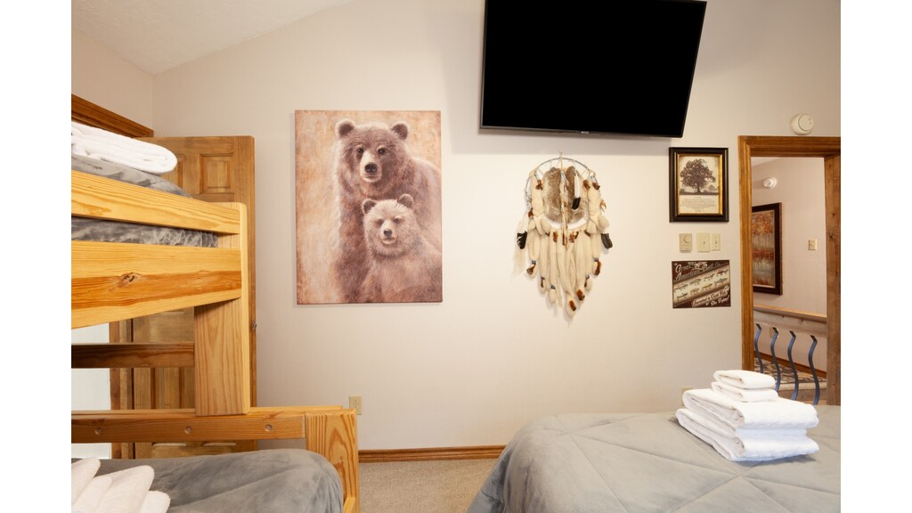 Claim Jumper A-Frame 3