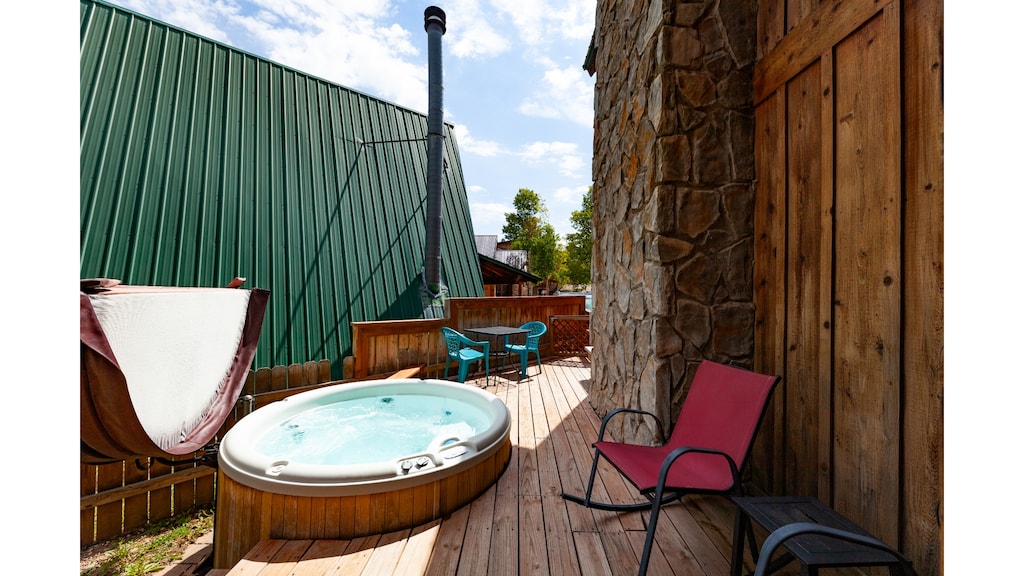 Claim Jumper A-Frame 3