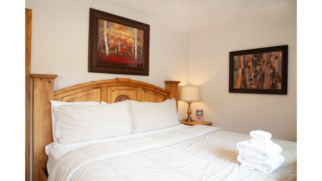 Claim Jumper A-Frame 3