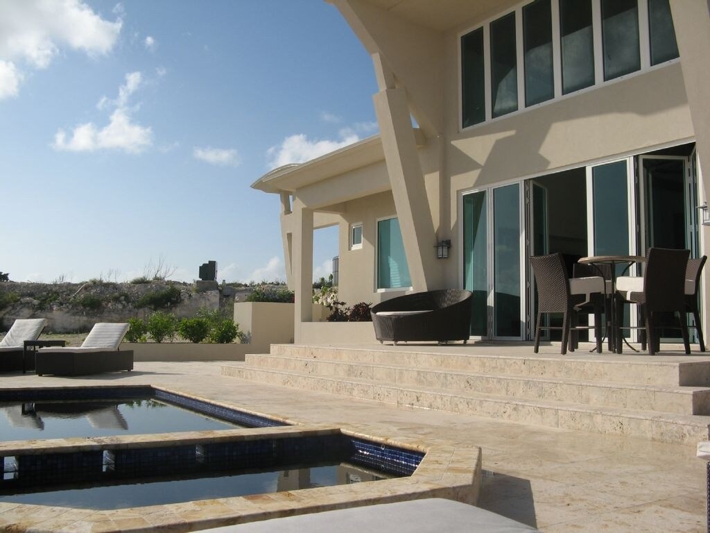 Property Image 2 - Sky Beach Club Villa Panoramic