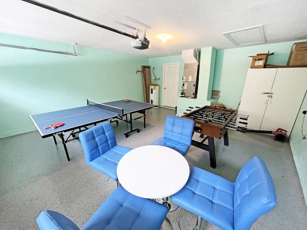 games room 2.jpg