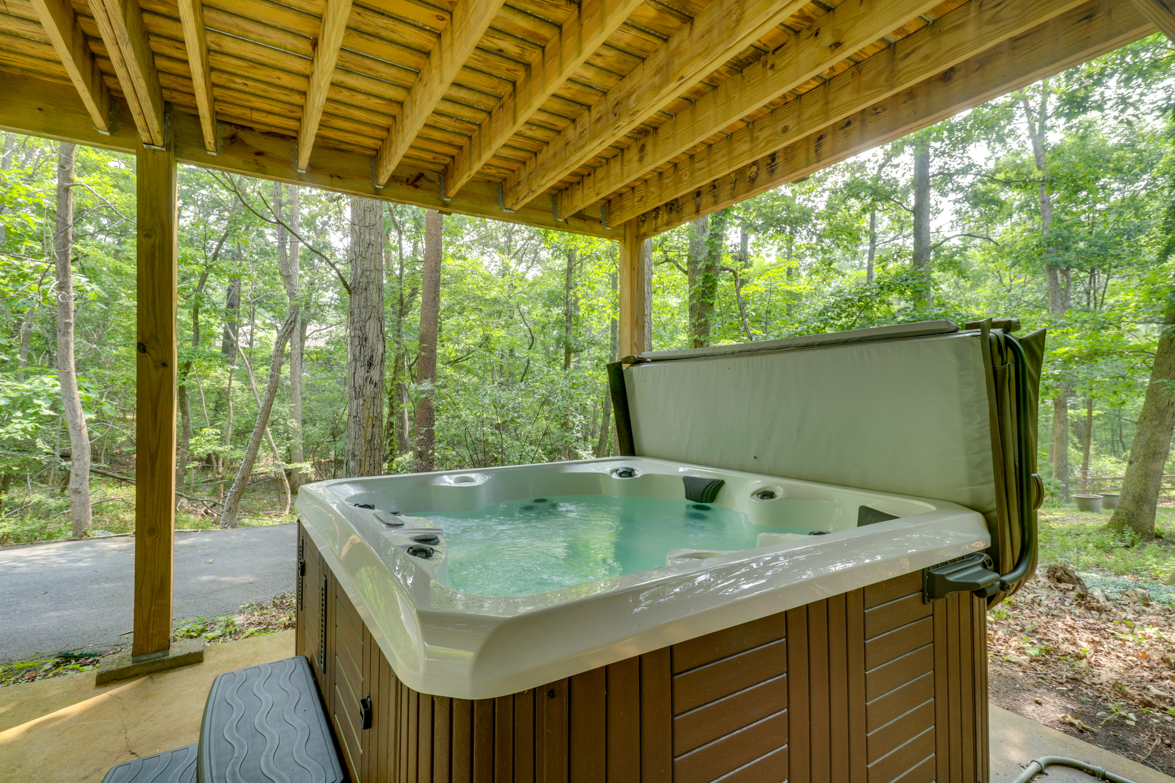 Property Image 2 - Spacious Massanutten Retreat w/ Hot Tub & Games