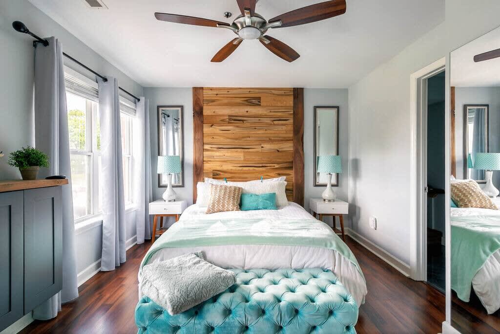 Second Bedroom + Queen Bed