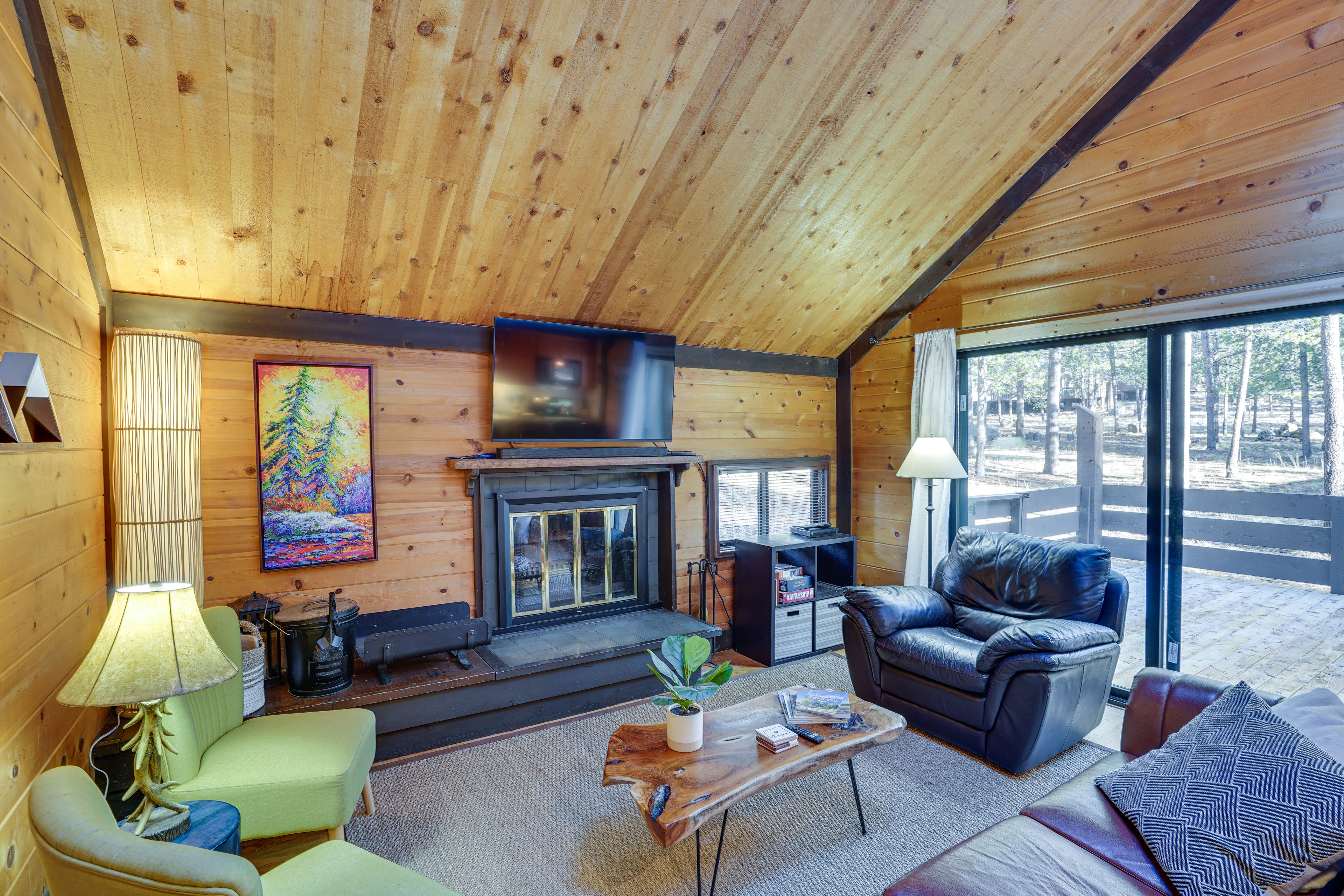 Property Image 2 - Inviting Sunriver Cabin w/ Resort Amenities!