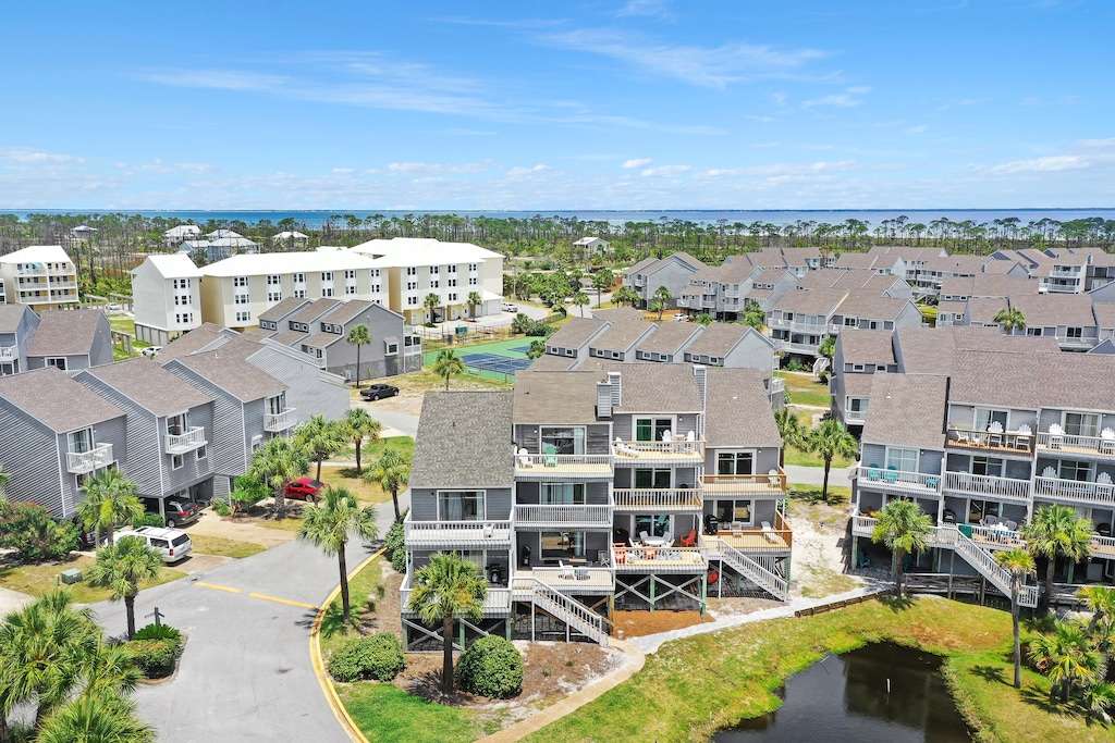Beachside Exterior & Bay View