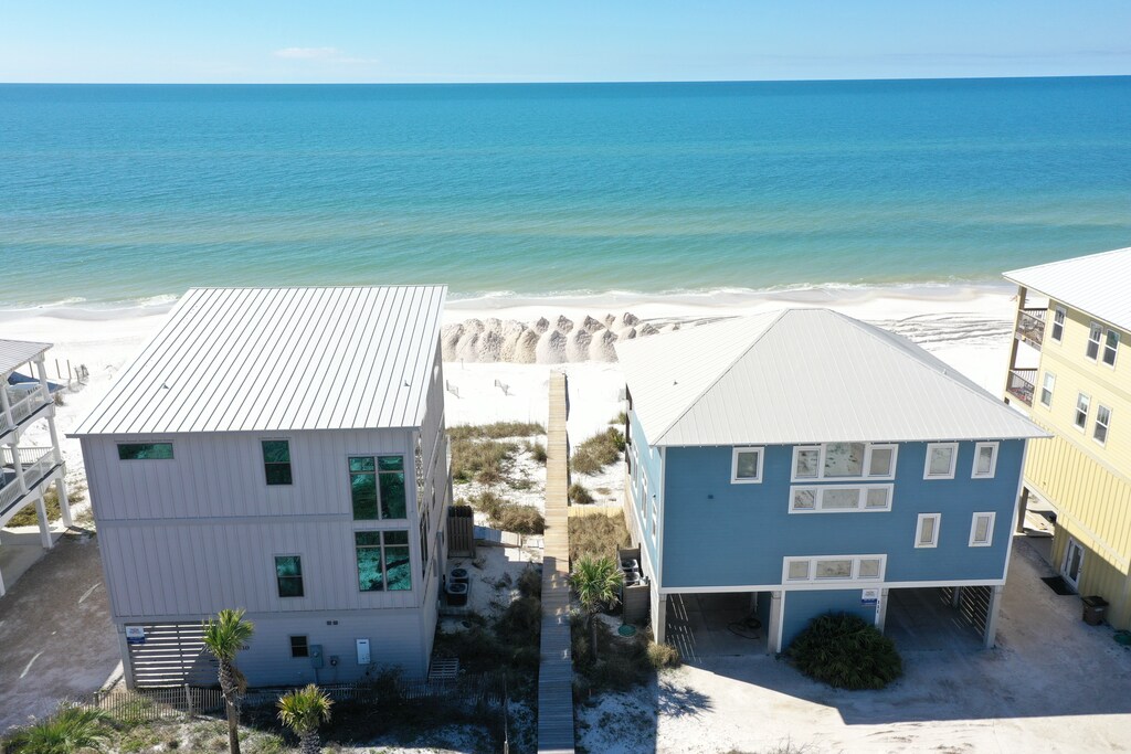 A Turtle View & 6 Pack - Gulf View