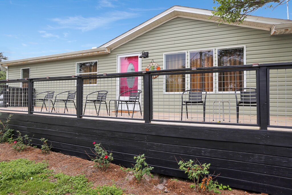 Roadside Exterior with Front Deck