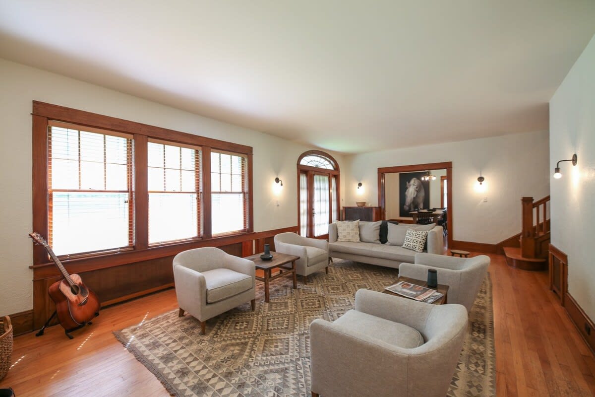 Brookside Manor - Elegance near Livingston Manor Brookside Manor - Elegance near Livingston Manor